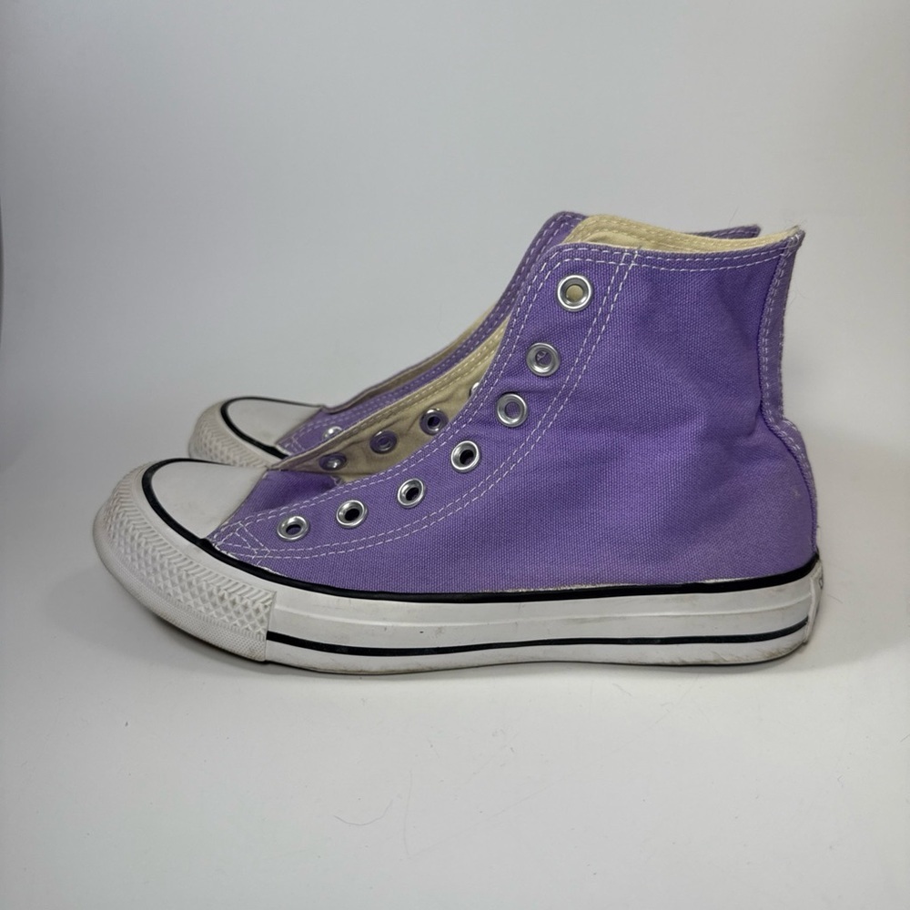 Converse size 6.5 Lavender High-Top Sneakers